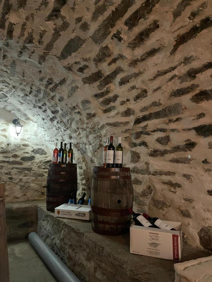 Εννεα Μουσεσ Παραδοσιακός Ξενώνας Velventós Zewnętrze zdjęcie