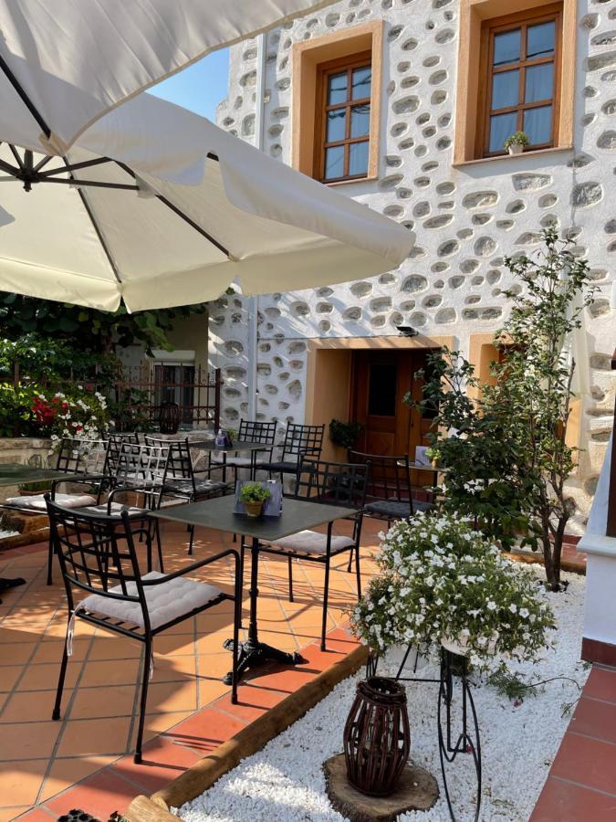 Εννεα Μουσεσ Παραδοσιακός Ξενώνας Velventós Zewnętrze zdjęcie
